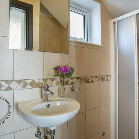 Your Beautiful Holiday Minutes From Beautiful Beaches, 1370 * Ayia Napa