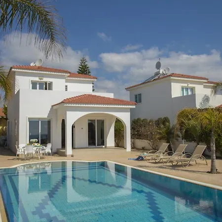 Your Beautiful Holiday Minutes From Beautiful Beaches, 1370 Ayia Napa