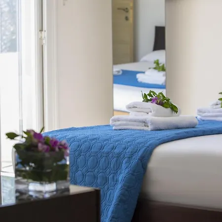 Your Beautiful Holiday Minutes From Beautiful Beaches, 1370 Ayia Napa